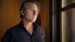 Να μ' αγαπας | Ο Λευτερης συλλαμβανεται