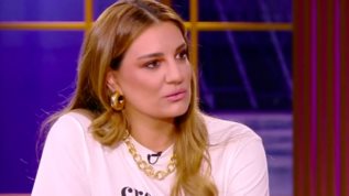 Ελινα Παπιλα: &quot;Ο Παπανωτας ειπε &#39;Εγινε παρουσιαστρια η Παπιλα. Ουτε στα πιο υγρα της ονειρα&#39;. Ημουν με τον γιο μου&quot;