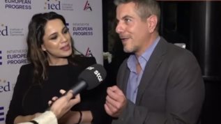 Ευλαμπια Ρεβη &amp; Σωτηρης Σκουλουδης αποκαλυπτουν το φυλο του μωρου τους