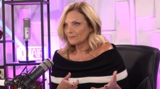 Η Χριστινα Λαμπιρη σχολιαζει το τελος της Τατιανας Στεφανιδου απο τον ΣΚΑΙ