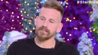 Λυγισε ο νικητης της Φαρμας: "Καταλαβα οτι πεθανε ο πατερας μου και δεν μου το λενε"