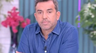 Κολαφος ο Στεφανος Κωνσταντινιδης: "Η ηλιθιοτητα ειναι τοσο ανικητη. Μιλω για τον Σπυρο Μαρτικα"