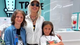 Αννα Βισση | Τι συμβαινει οταν παιζει επιτραπεζια παιχνιδια με τα εγγονια της;