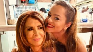 Μιμη Ντενιση: &quot;Η Μαριτινα προσπαθει πολυ περισσοτερο να σκηνοθετει τη δικη μου ζωη απ’ ο,τι εγω τη δικη της&quot;