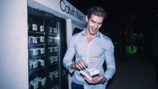 Η Calvin Klein, Inc. γιορτασε τα εγκαινια του νεου lifestyle καταστηματος της στο River West