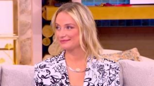 Λενα Δροσακη: "Η σχεση µου µε τον Ανασταση χτιζεται µερα τη µερα - Ειναι µια συνεχης προσπαθεια"