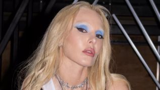 Η εμφανιση της Ταμτα στο Sing for Greece 2026 με δημιουργια της πιο hot σχεδιαστριας στη βιομηχανια της μοδας