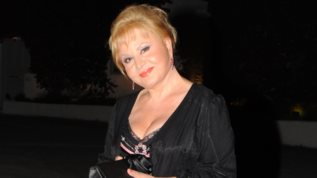 Βικυ Παγιατακη: &quot;Οταν η Μιμη Ντενιση πηρε το παιδι, ηταν να παρω κι εγω παιδι&quot;