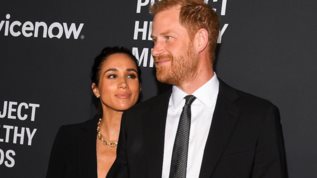 Η χειρονομια του πριγκιπα Harry στη Meghan Markle σε γκαλα στη Νεα Υορκη