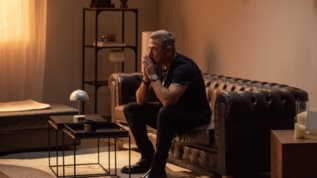 Αντωνης Ρεμος | Ενα εκατομμυριο views για τη νεα του επιτυχια, "Δευτερα"