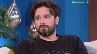 Γιαννης Νιαρρος: "Θα ημουν πολυ πιο επιρρεπης σε βλακειες αν δεν παντρευομουν"