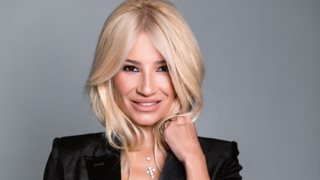 Προβληματισμός στον ΣΚΑΪ με τη Φαιη Σκορδά | Ο ρόλος των "Αταίριαστων" και τα σενάρια αλλαγής ώρας