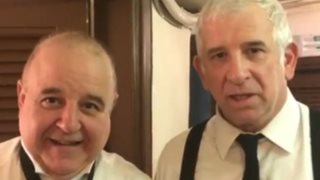 Video Of The Day: Το δίδυμο Φιλιππίδη - Χαϊκάλη «ξαναχτυπά»: Προκάλεσαν τον Νίκο Μουτσινά!