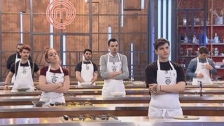 MasterChef: Το Mystery Box... μπαμπούσκα, τα παραδοσιακά πιάτα που ταλαιπώρησαν τους παίκτες &amp; οι τέσσερις υποψήφιοι προς αποχώρηση!