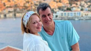 Νάνσυ Ζαμπέτογλου &amp; Νάσος Γαλακτερός | Τρυφερά τετ-α-τετ στη Σύμη: "Σε αγαπώ έως στο φεγγάρι και πίσω"