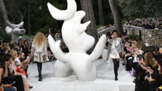 Louis Vuitton Cruise 2019: Μια ωδή στην εκκεντρικότητα από τον Nicolas Ghesquiere
