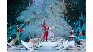 10 ιδέες για να περάσεις καλά τον Δεκέμβριο
: Όλα όσα πρέπει να κάνεις αυτόν τον μήνα
