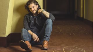 Kit Harington: Οι συμβουλές του για κάθε σου ταξίδι
