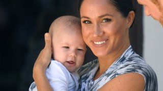 Meghan Markle &amp; Πρίγκιπας Harry 
: Τι χρώμα μαλλιά έχει ο γιος τους;
