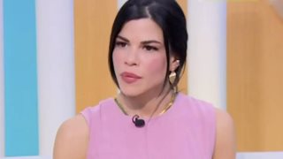 Συγκλονίζει η Δάφνη Καραβοκύρη: "Η μητέρα μου διαγνώστηκε με διπολική διαταραχή, άκουγα συχνά να τη λένε τρελή"