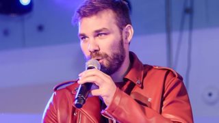 Γιώργος Σαμπάνης: «Έφερε» τα Χριστούγεννα στο Athens Metro Mall μαζί με τον 92,3 Λάμψη!