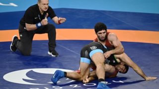 Ολυμπιακοί Αγώνες 2024 | Άνετα στον προημιτελικό ο Νταουρέν Κουρουγκλίεβ - Ο Ελληνας αθλητής θέλει να κατακτήσει το χρυσό