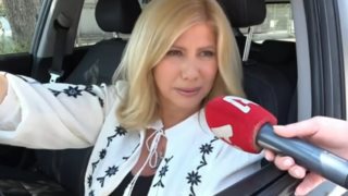 Ζήνα Κουτσελίνη: Όταν έλεγα "Σοφία Αλιμπέρτη" σε συμβούλια μου έλεγαν "είναι μόνο η γυναίκα του Γιάννη Πάριου"