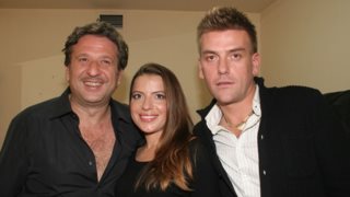 17 χρόνια πριν: Ο Κώστας Κόκλας σε βραδινή έξοδο με την πρώην γυναίκα του Κατερίνα και τον γαμπρό του Σπύρο Σούλη