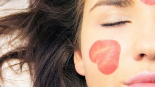 Τα φυσικά καλλυντικά που χρειάζεσαι φέτος το καλοκαίρι: Θα τα βρεις στο πρωτοποριακό e-shop της LifeTree!