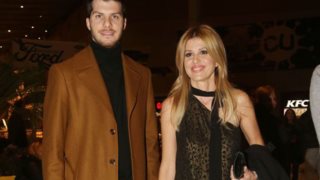 Λούκας Γιώρκας - Έλενα Ράπτη: Η αμήχανη συνάντηση μπροστά στην κάμερα πρώτη φορά μετά τον χωρισμό: «Ή με κυνηγάει η Έλενα ή η κάμερα»