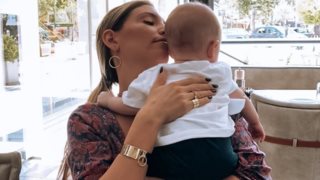 Αθηνά Οικονομάκου: &quot;Δεν ξέρω εγώ τα παιδιά μου; - Το αν είμαι καλή μητέρα θα κριθεί σε λίγα χρόνια...&quot;