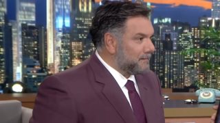 Γρηγόρης Αρναούτογλου: &quot;Θα έκανα τα χειρότερα πράγματα που μπορεί να φανταστεί ένας άνθρωπος. Παίρνοντας αυτά τα φάρμακα κόντεψα να χάσω το μυαλό μου&quot;