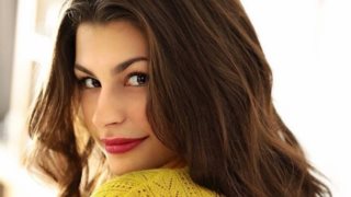 Δανάη Παππά 
: Ξέρουμε το λόγο που έχει τέλεια μαλλιά 
