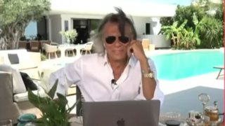 Ο Ηλίας Ψινάκης αποκάλυψε στην "Ελένη" το καλεσμένο-έκπληξη του "X-Factor": "Θα τον φέρω και θα αποφασίσει αν πρέπει να μείνω ή να πάρω τον π**λο"