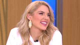 Μαντώ Γαστεράτου: Επέστρεψε στην «Ελένη»! Η πρώτη εμφάνιση μετά τη γέννηση του γιου της