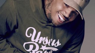 Chris Brown: Νέο σκάνδαλο: Μετά τον ξυλοδαρμό της Rihanna, τον καταγγέλλουν για ένοπλη επίθεση!
