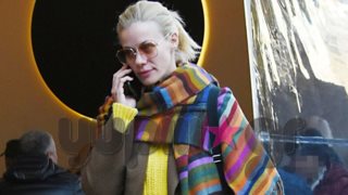 Ζέτα Μακρυπούλια: Βόλτα με γνωστό ηθοποιό στο κέντρο της Αθήνας! Δείτε τα στιγμιότυπα