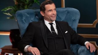 Αγνώριστος ο Κωνσταντίνος Μαρκουλάκης στη νέα του ταινία