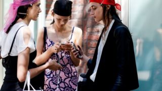 Το να είσαι influencer θεωρείται πλέον κανονικό επάγγελμα
: Τουλάχιστον, έτσι πιστεύουν όσοι αυτοπροσδιορίζονται ως τέτοιοι
