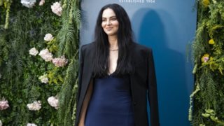 Ο αλάνθαστος τρόπος για να φορέσεις παγιέτες σύμφωνα με τη Ζενεβιέβ Μαζαρί