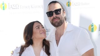 Η Ευρυδίκη Βαλαβάνη πήρε εξιτήριο από το μαιευτήριο - Οι τρυφερές φωτογραφίες με τον Γρηγόρη Μόργκαν και τον γιο τους