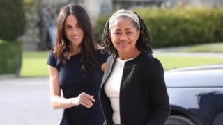 Η Μeghan Markle γιορτάζει τα γενέθλια της μητέρας της με το πιο αναπάντεχο βίντεο