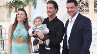 Ο Νίκος Οικονομόπουλος έγινε νονός! Όλες οι φωτογραφίες από τη βάφτιση