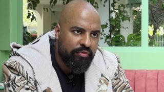 Ησαΐας Ματιάμπα: &quot;Νόμιζαν ότι θα τους επιτεθώ και περπατούσαν πιο γρήγορα&quot;