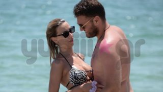 Γαρυφαλλιά Καληφώνη: Full in love στη Μύκονο! Τα τρυφερά στιγμιότυπα