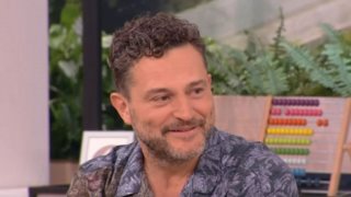 Ο Γιώργος Καραμίχος ξεκαθαρίζει αν θα τον δούμε τελικά στο &quot;Βραχιόλι της Φωτιάς&quot; στην ΕΡΤ