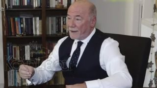 Ο Μένιος Σακελλαρόπουλος σοκάρει: &quot;Έμεινα 40 ημέρες στην εντατική&quot;