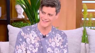 Αλέξανδρος Βάρθης: &quot;Εκεί έβαλα πιο πολλά βιώματα δικά μου. Σκεφτόμουν πώς ήμουν όταν ερωτεύτηκα πολύ&quot;