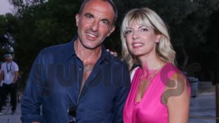 Νίκος Αλιάγας &amp; Τίνα Γρηγορίου: Η βραδινή έξοδος στο Ηρώδειο &amp; η συνάντηση με τον Χριστόφορο Παπακαλιάτη
