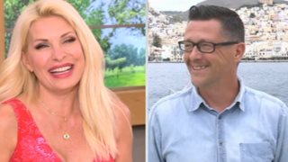 All time classic: H Μενεγάκη θυμήθηκε τη «μυθική» εμφάνιση στο «Μπράβο» με τη Ρούλα &amp; οι συνεργάτες της την αποθεώσαν!